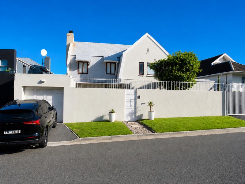3 Bedroom Property for Sale in Camps Bay Western Cape